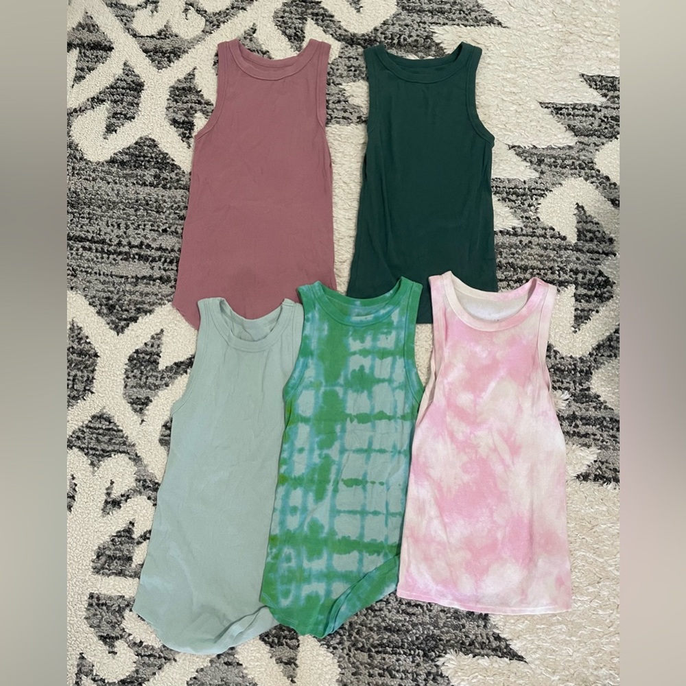 Womens tank top lot